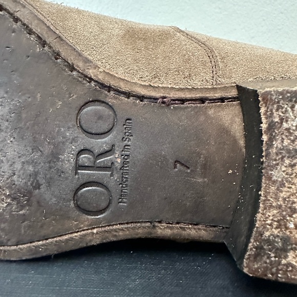 Oro Alpaca Chelsea Boots - Picture 7 of 9
